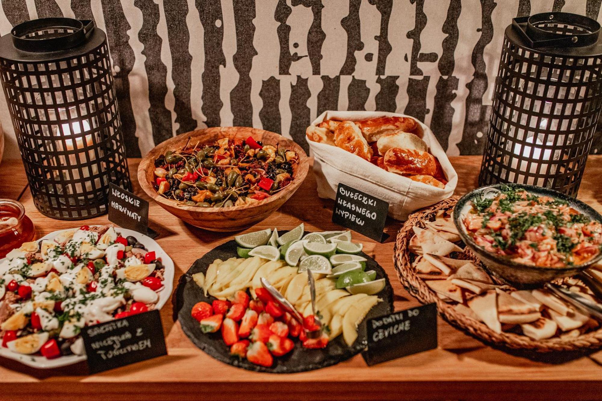 Hotel Marina Club Ольштын Экстерьер фото Tapas