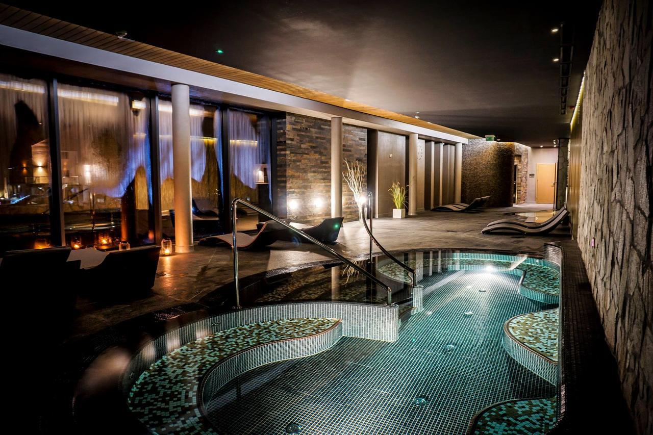 Hotel Marina Club Ольштын Экстерьер фото The spa at The Landmark